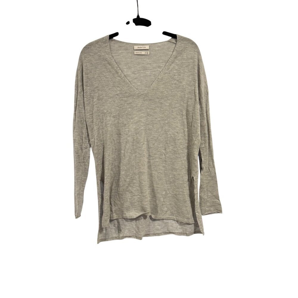 Babaton Aritzia‎ Gray V-Neck Lightweight Sweater Size XXS